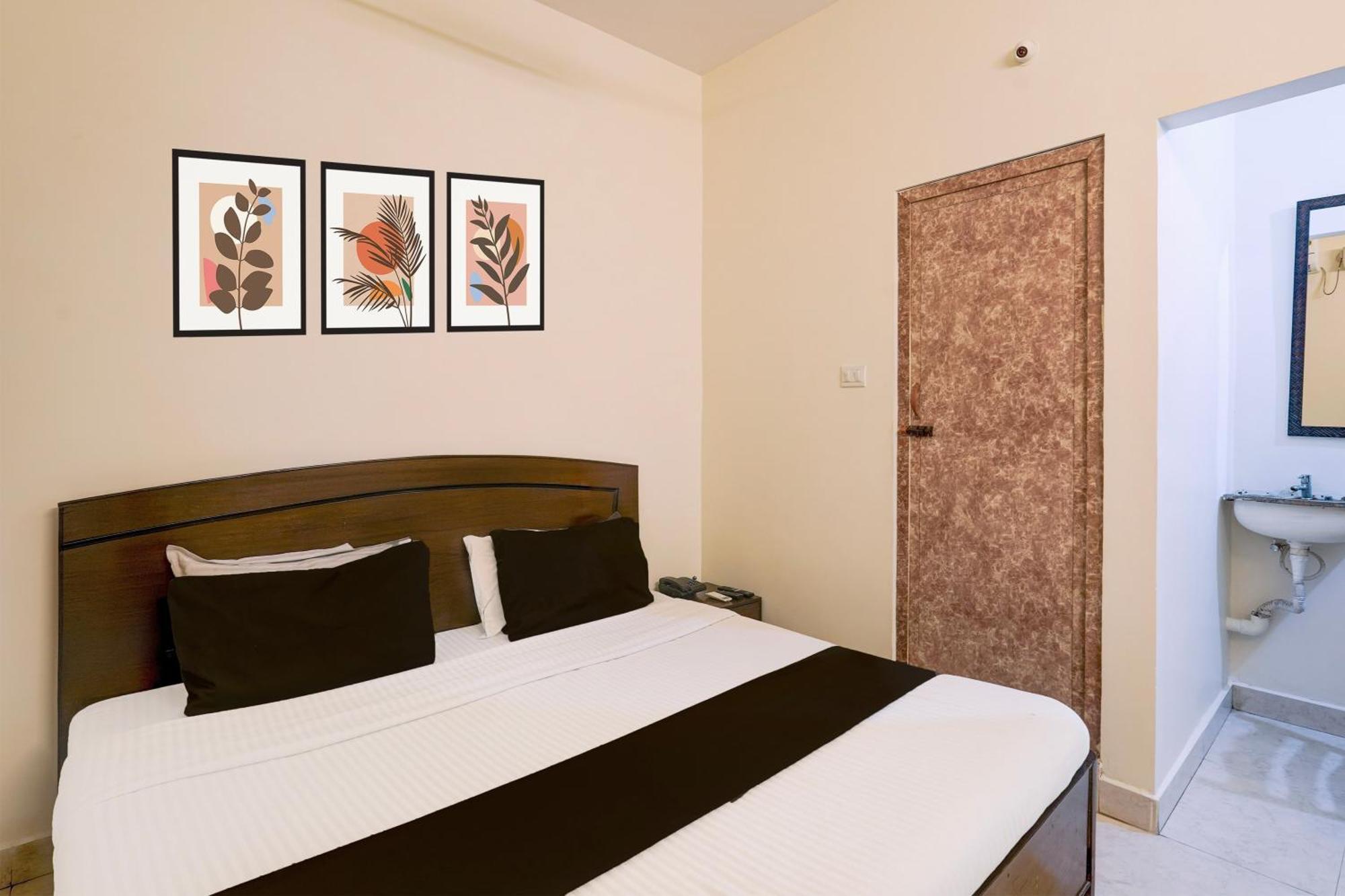Hotel Super Collection O Thousand Lights Chennai