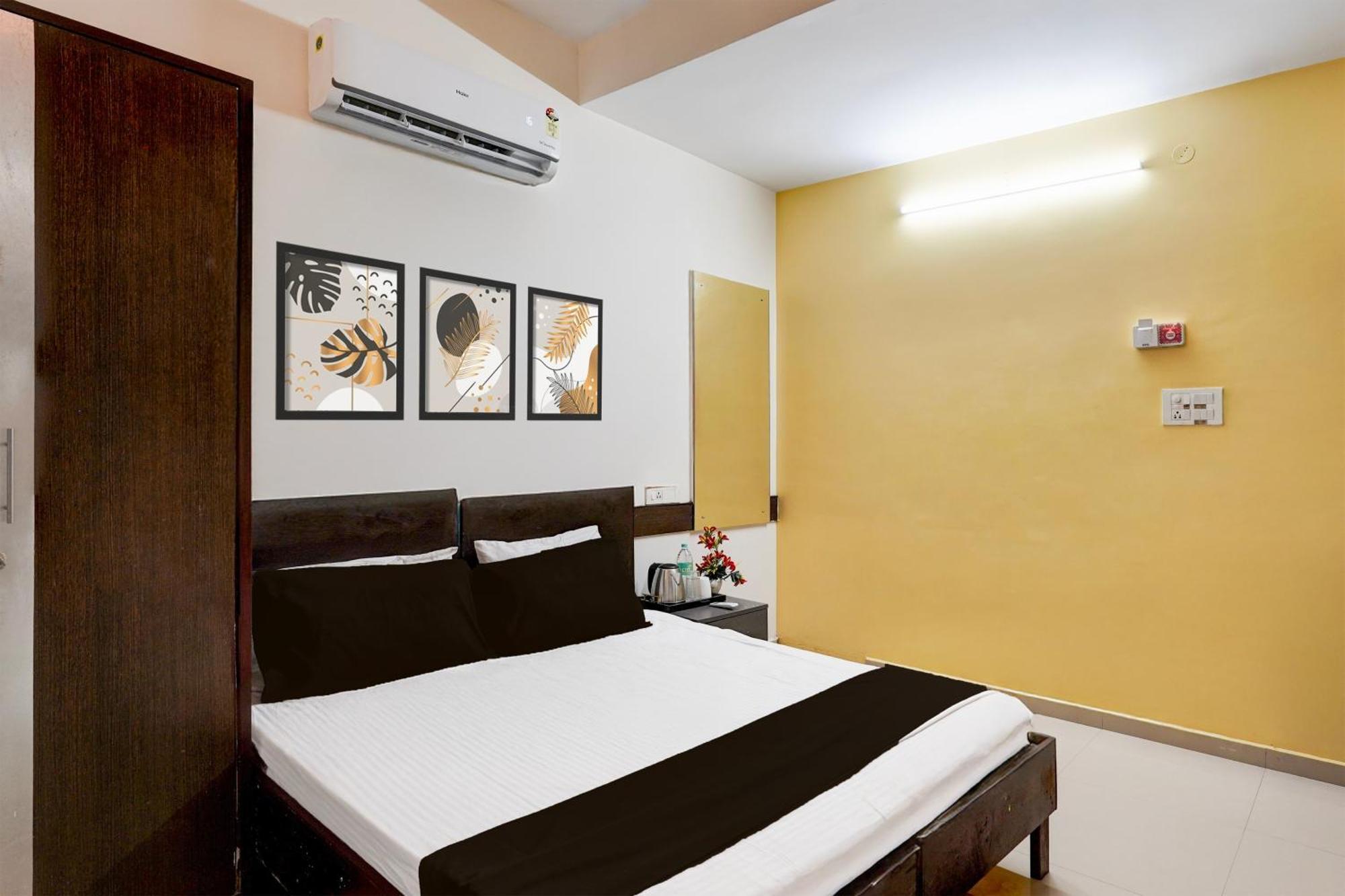 Super O Ramapuram Near Srm Hotel