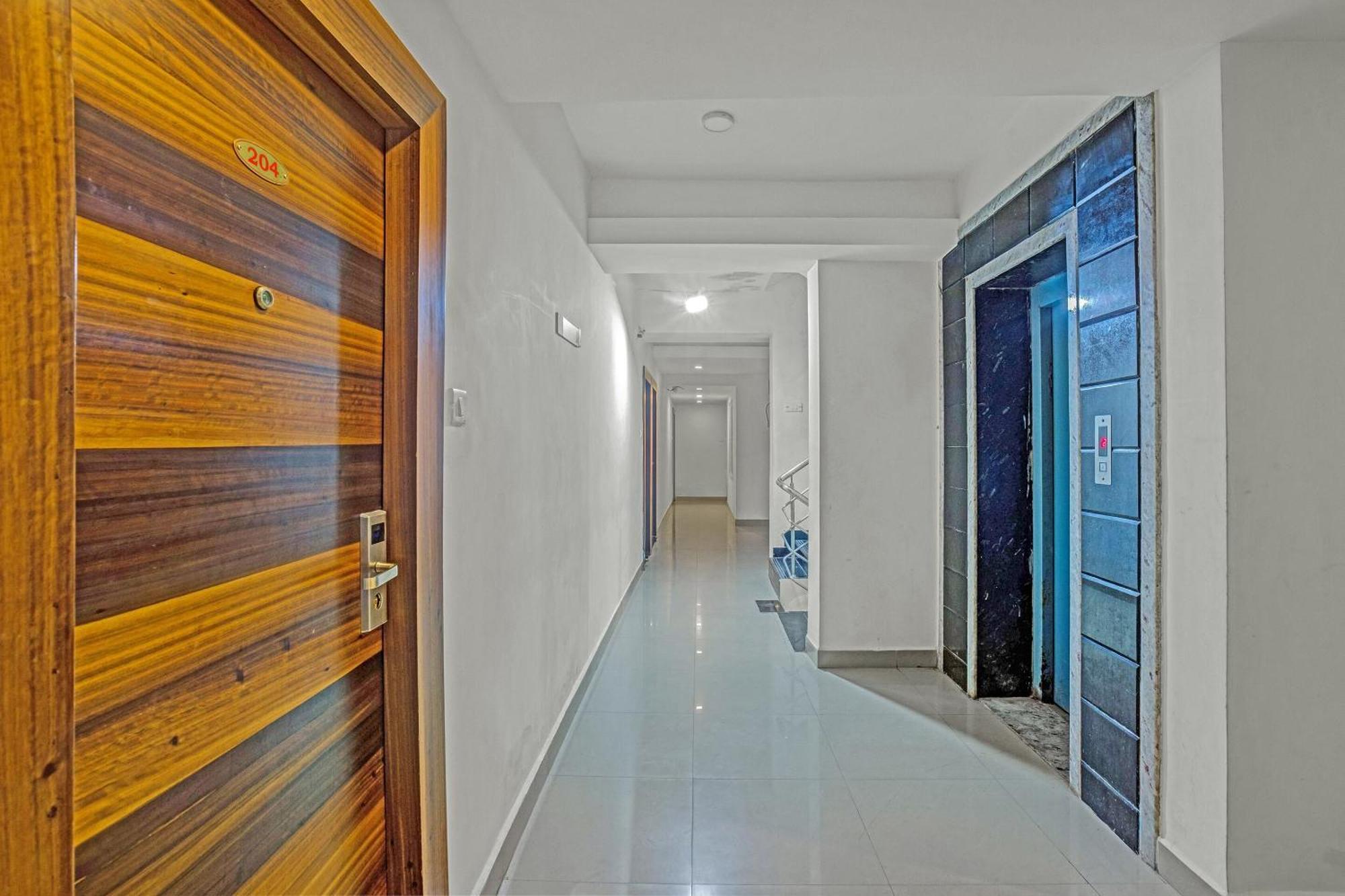 Super O Admire Near Sathyabama Hotel 3*