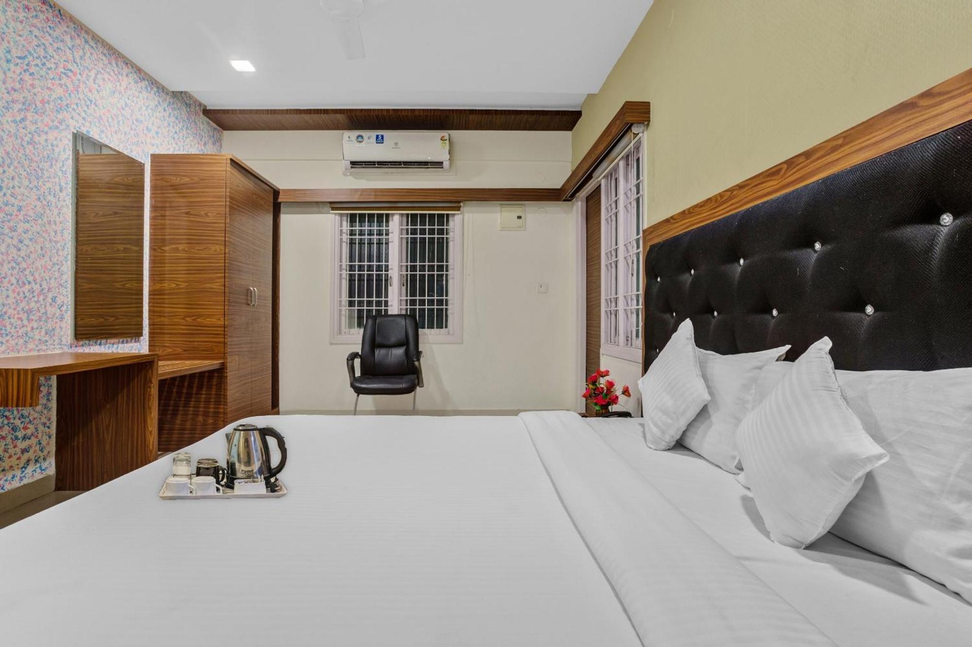 Hotel Super O Admire Near Sathyabama Chennai