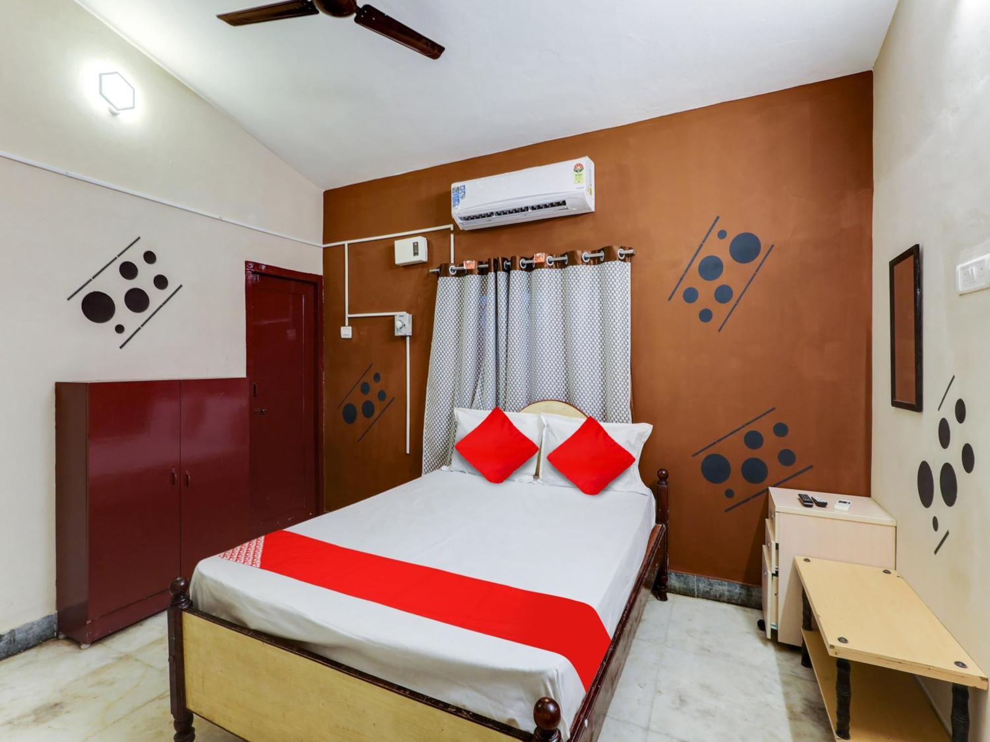 Super O Vsv Maduravoyal Hotel 4*