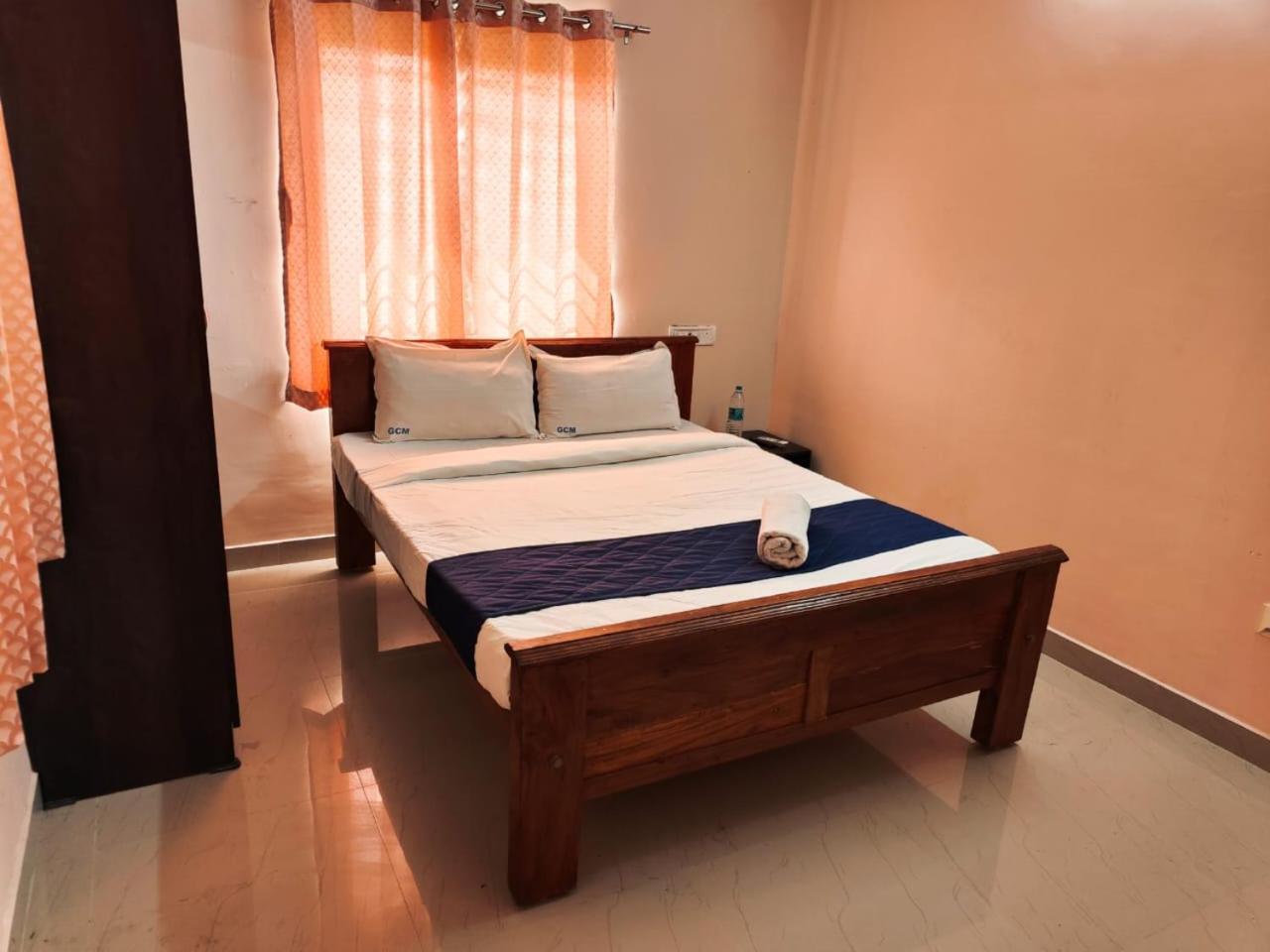 Grand Coastal Moonlight - Uthandi, Ecr Hotel