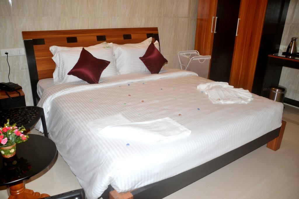 Peace Hotel 2*