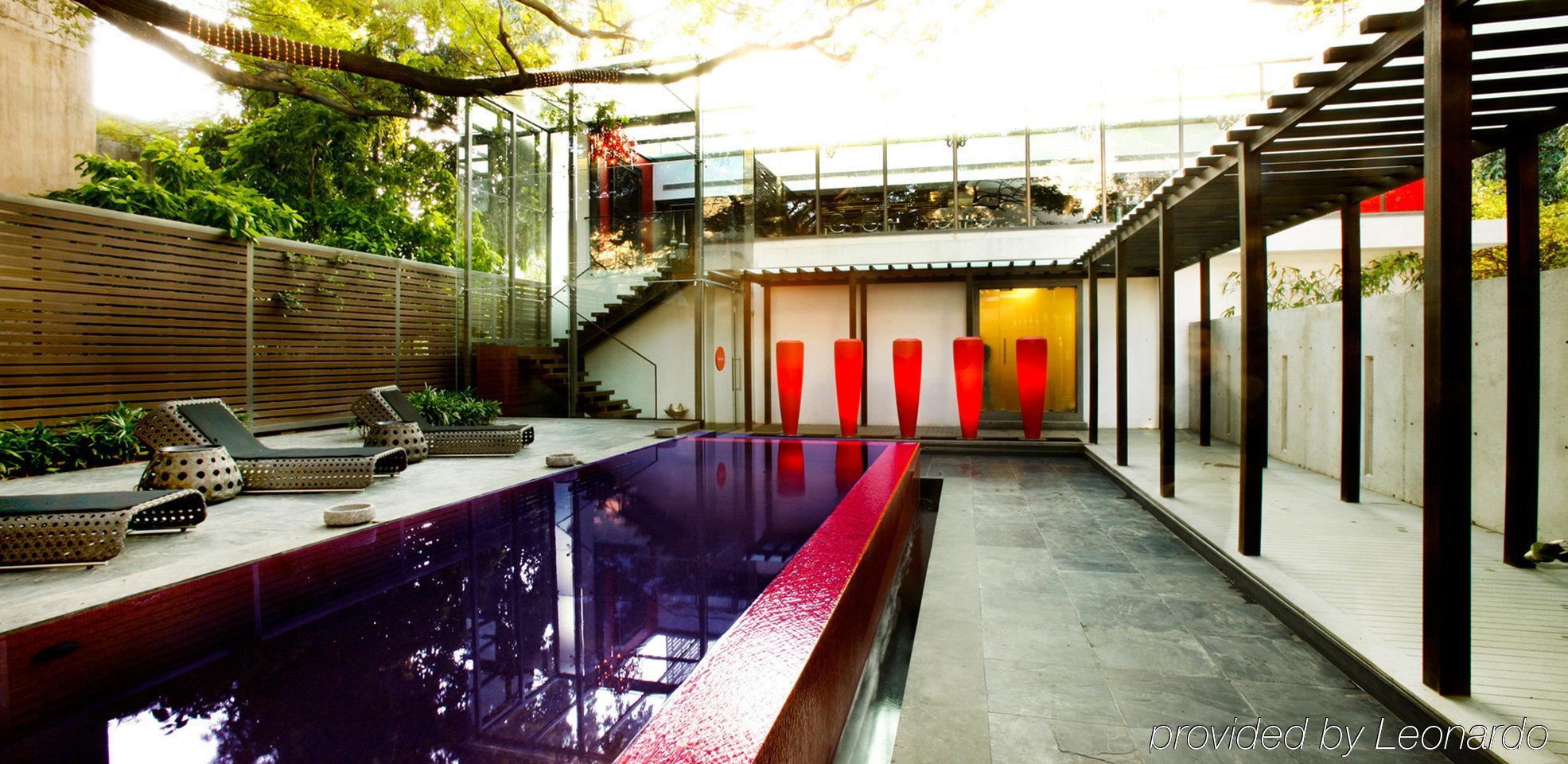 The Park Pod 5*