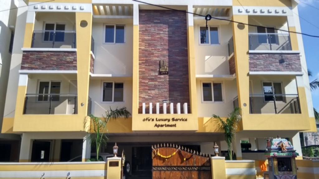 Bed & Breakfast Nu's Luxury Service Chennai