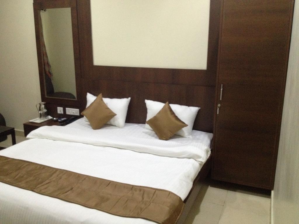 Hotel Udayam Towers Chennai