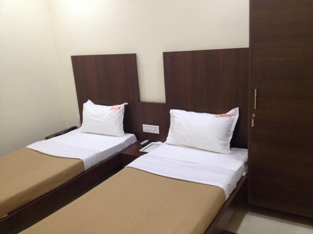 Udayam Towers 2* Chennai