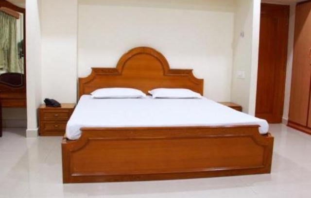 Lloyds Guest House, North Boag Road, T. Nagar 2*
