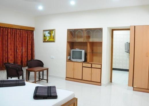 Rumah tetamu Lloyds Guest House, North Boag Road, T. Nagar 2*