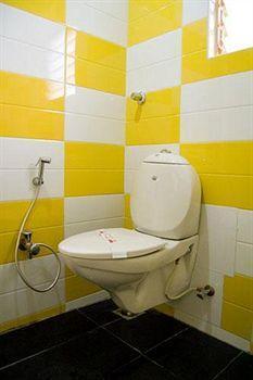 Season 4 Residences - Teynampet Near Apollo Hospital ,balaji Dental, Us Consulate 2*