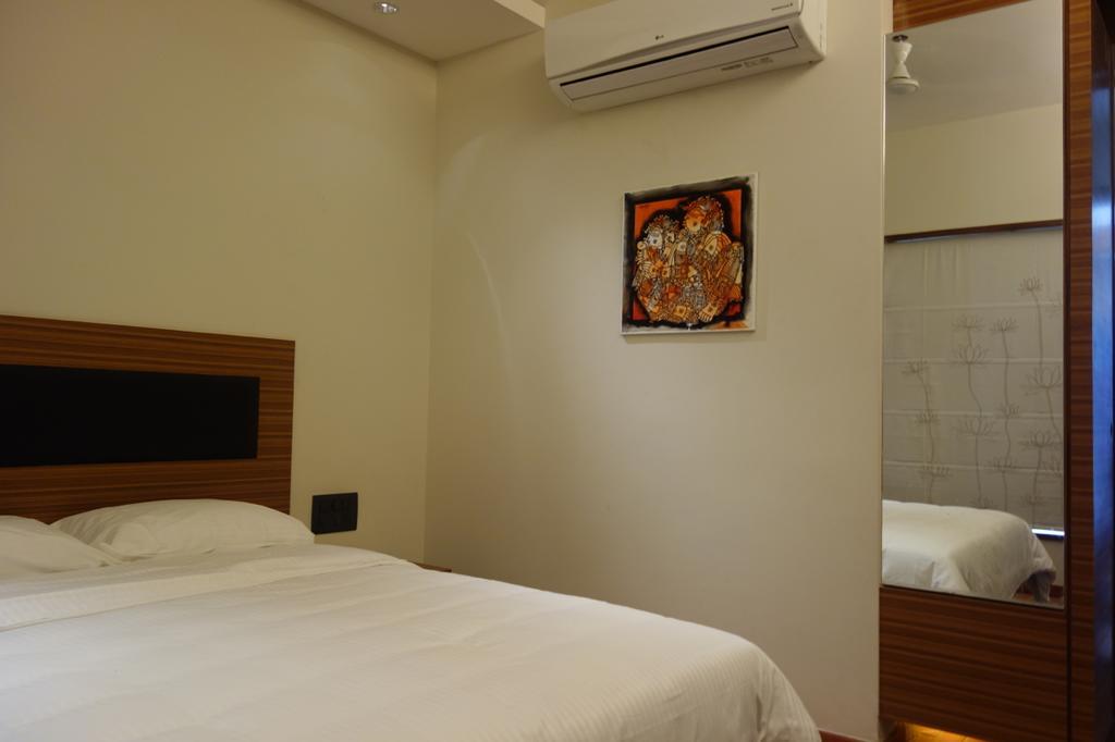 Hotel Fabhotel Illam Hospitality