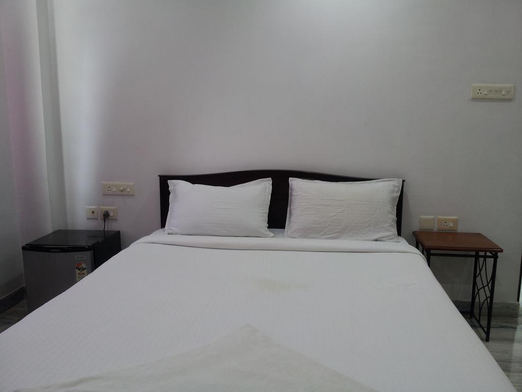 Roshini Serviced Guest house Chennai