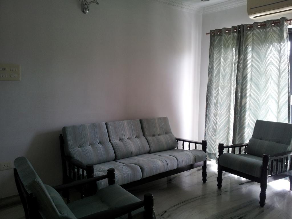 Roshini Serviced Guest house
