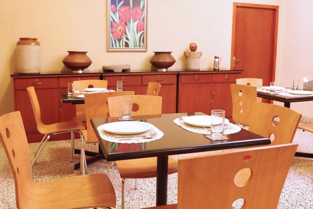 Guest house Hanu Reddy Residences Wallace Garden Chennai