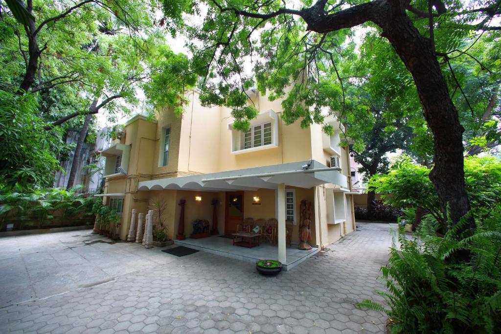 Guest house Hanu Reddy Residences Wallace Garden
