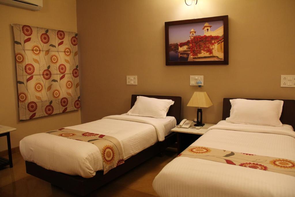 Guest house Hanu Reddy Residences Wallace Garden Chennai