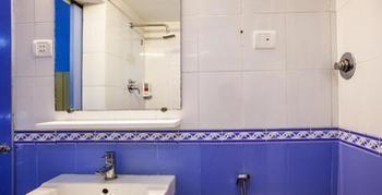 Marina Egmore Hotel 2*
