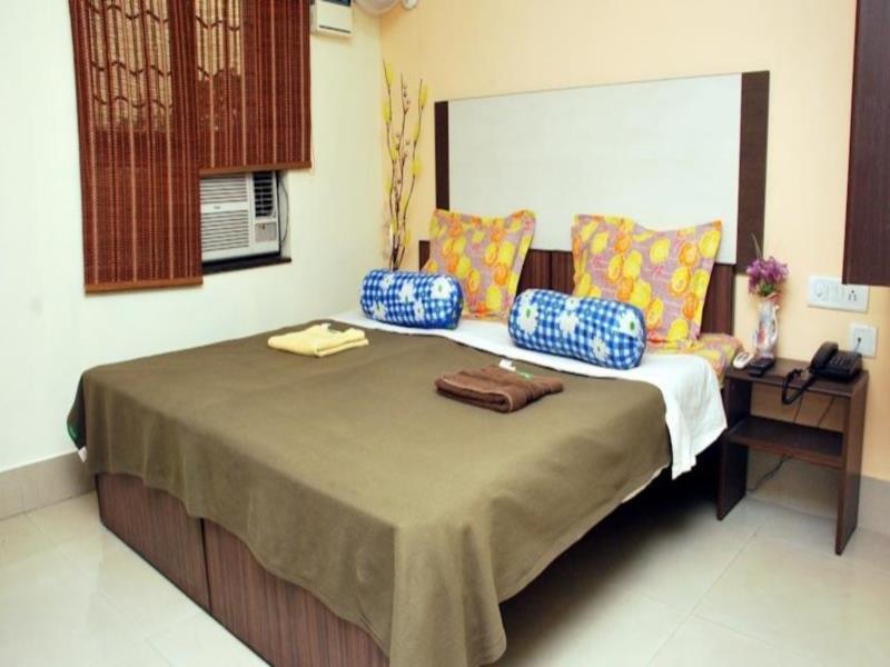 Akash Hotel 2*