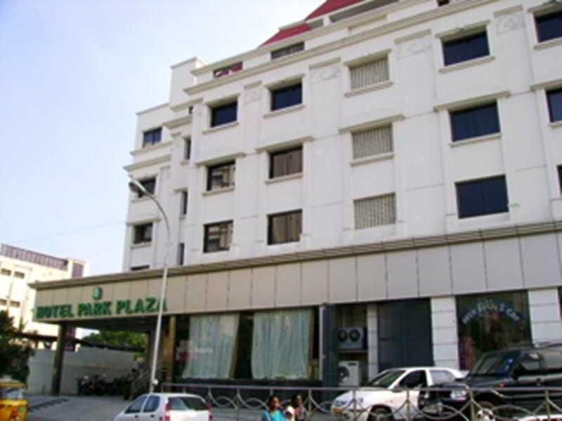 Hotel Park Plaza 2*