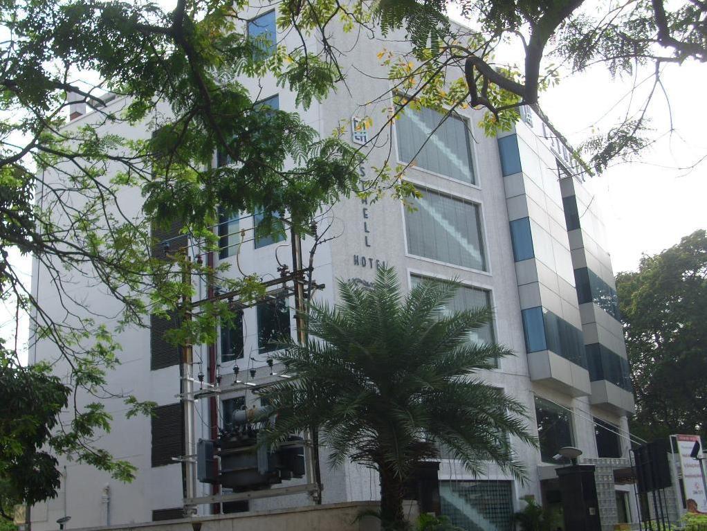 Esthell Hotel 3*