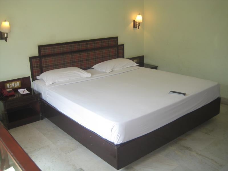 Royal Regency Lifotel By Crossway 3*