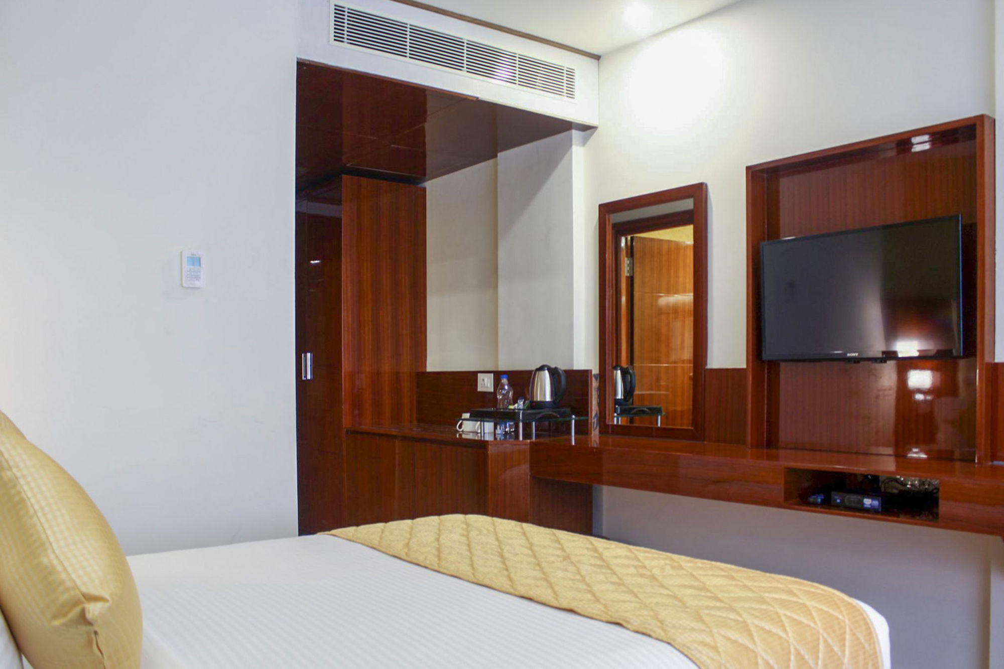 Southern Comfort Hotel 4*