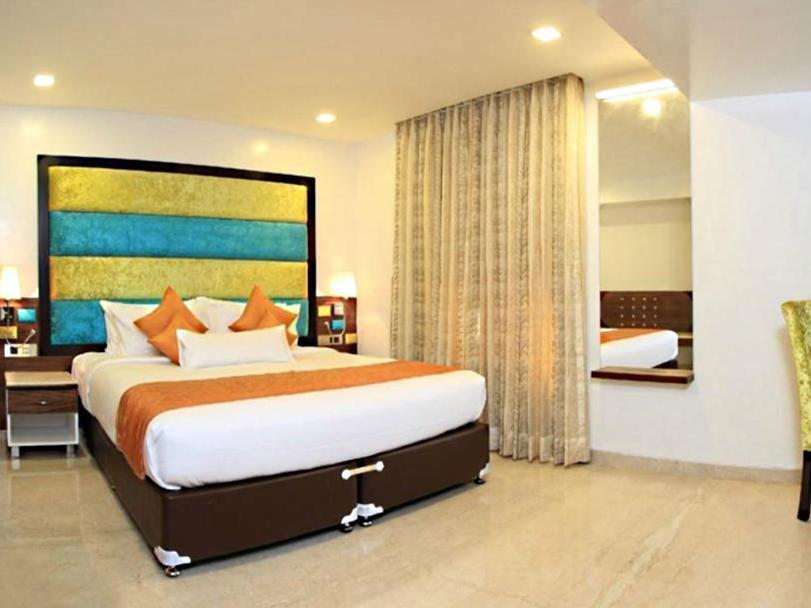 La Woods Hotel 3*