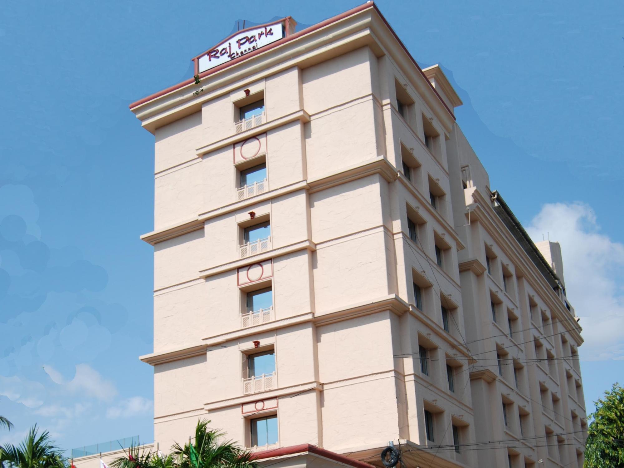 Raj Park Hotel 4*