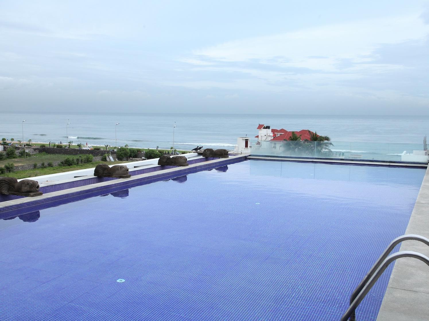 Hotel The Bentley Seaside Boutique 4*