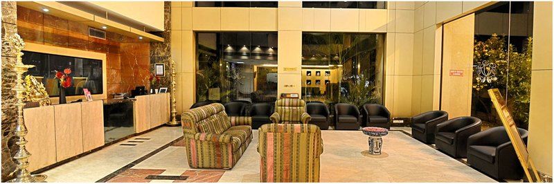 Super Townhouse Koyambedu Chennai