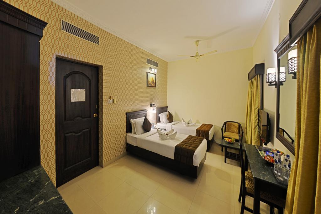 Hotel Raj Palace Sundar 3*