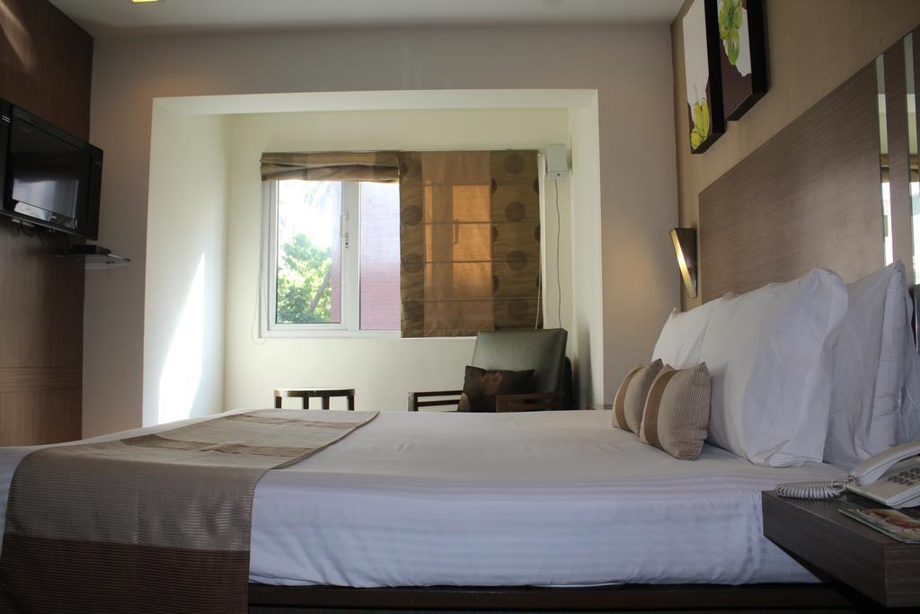 The Lotus Hotel, Venkatraman Street Aparthotel Chennai