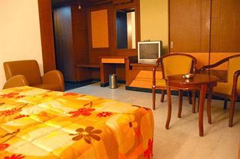 Fabhotel Prime Deluxe 3*