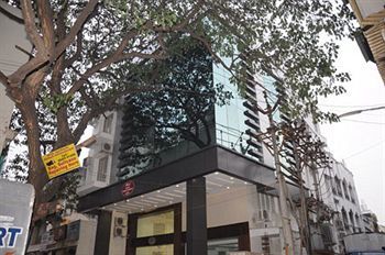 Pearl International 2* Chennai