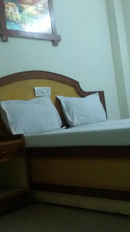 Afia Residency-only For Indians Guest house Chennai