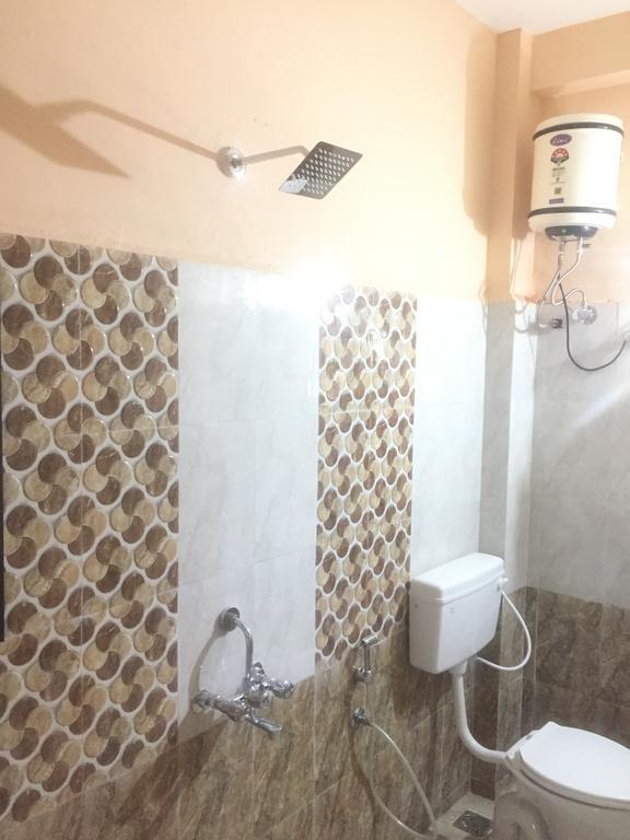 Sterling Homes Near Sankara Nethralaya & Apollo Hospitals Service With Kitchen Chennai