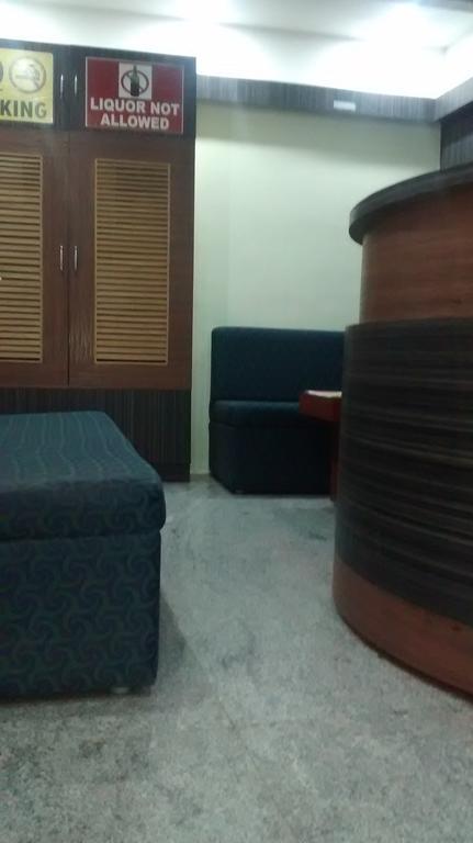 Guest house Afia Residency-only For Indians *