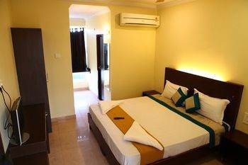 O Everest Hotel 4*