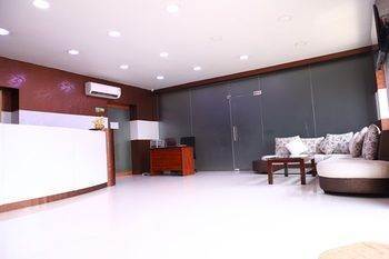 O Everest 4* Chennai