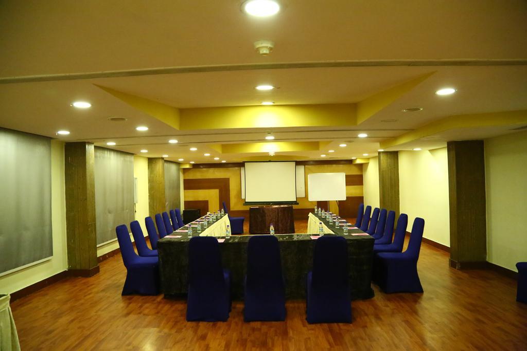 Regenta Central Deccan Chennai, Royapettah 4* Chennai