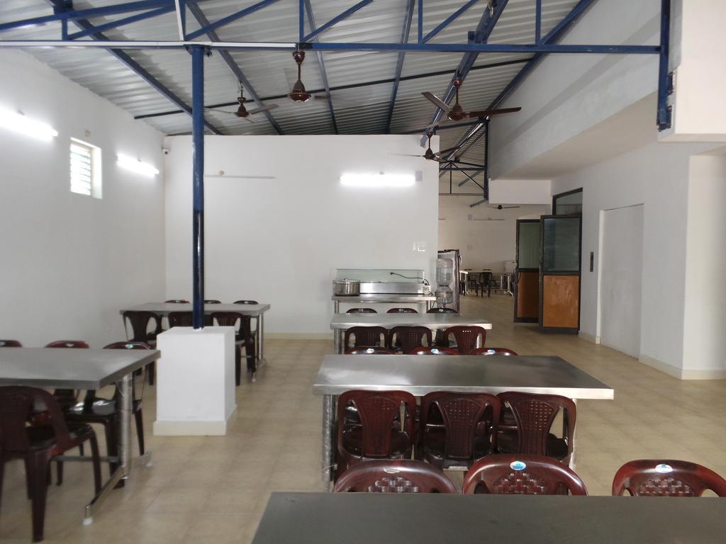 Hostel Keh Olive Castles Pg For Women