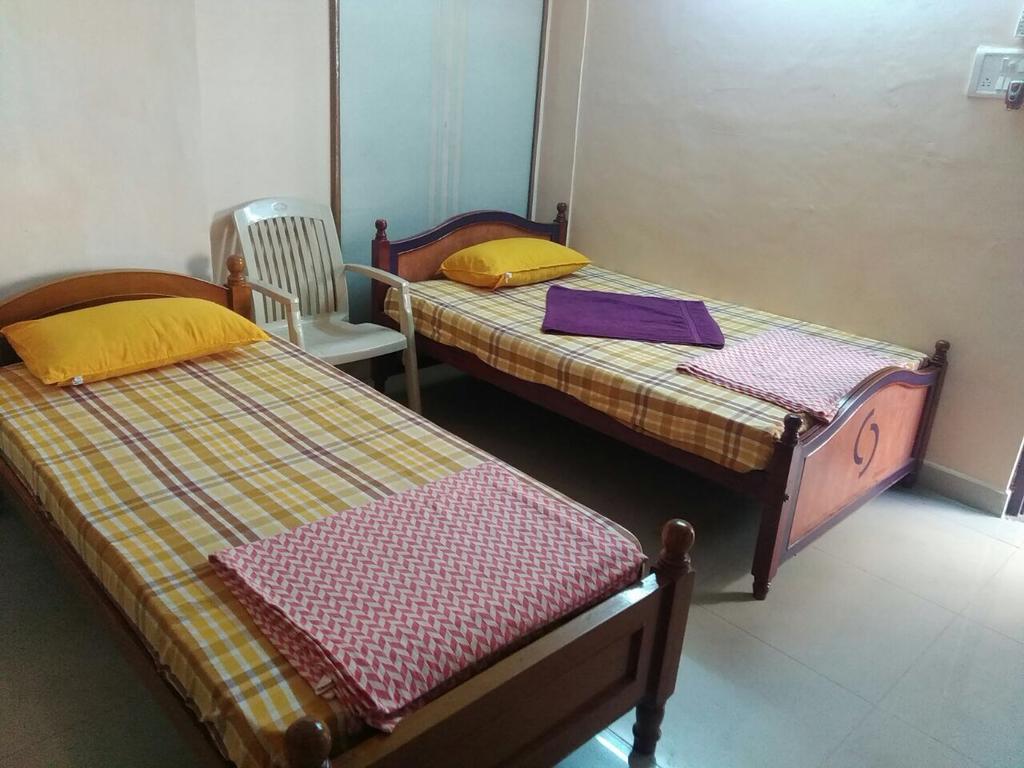 Apartamento Sterling Homes Near Sankara Nethralaya & Apollo Hospitals Service With Kitchen