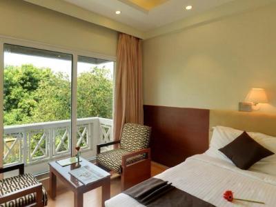 Royal Regency Lifotel By Crossway