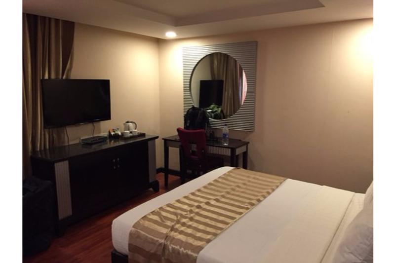 Hotel Regenta Central Deccan Chennai, Royapettah 4*