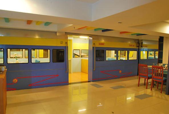 Fabexpress Black Pearl T Nagar 3*