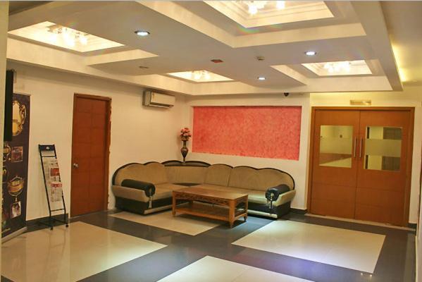 Fabexpress Black Pearl T Nagar Hotel 3*