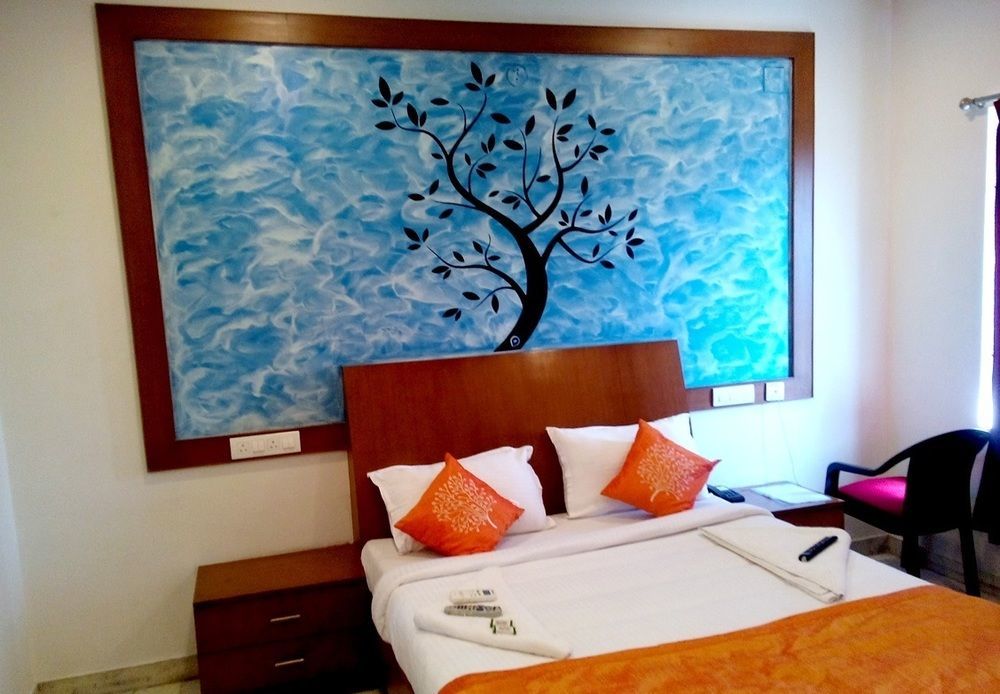 Manickam Grand 2*