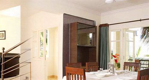 Royal Regency Lifotel By Crossway Hotel 3*