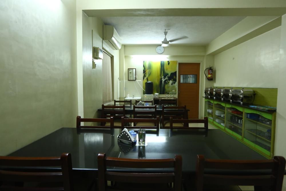 Hotel Oyo T Nagar Habibullah Road 3*