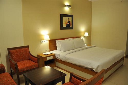 Bkr Grand Hotel 3*
